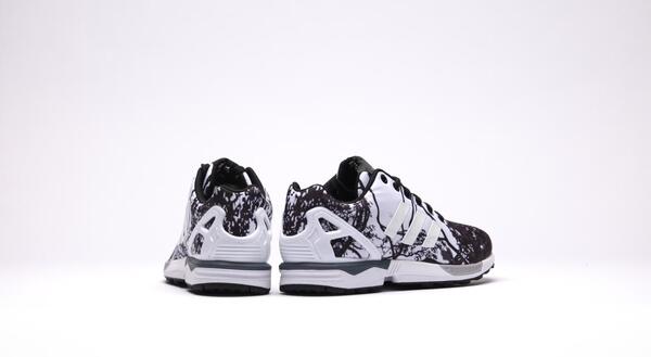 ユウ adidas Originals ZX Flux W 